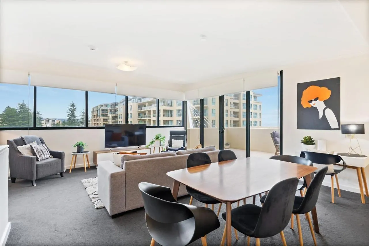 Belle Escapes - Glenelg Oceanview Apartment Adelaide Australien